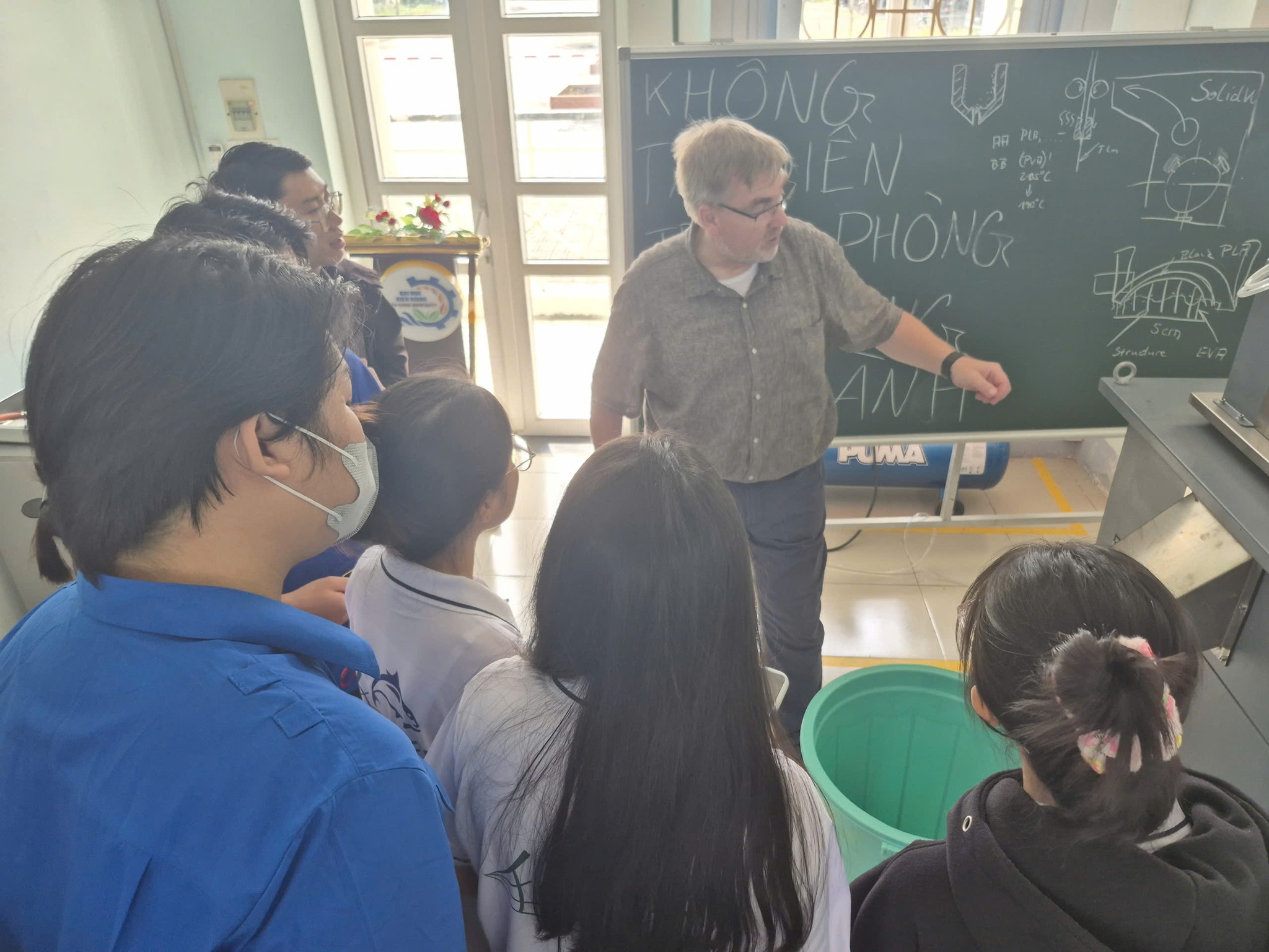 Giao lưu quốc tế